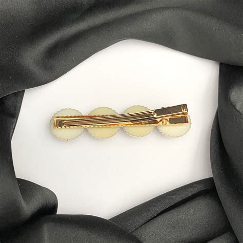 Korean Style Pearl Hair Clip– Oralia India