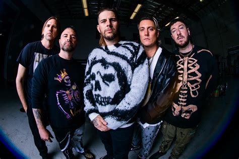 Why metal band Avenged Sevenfold is playing VR concerts - Los Angeles Times