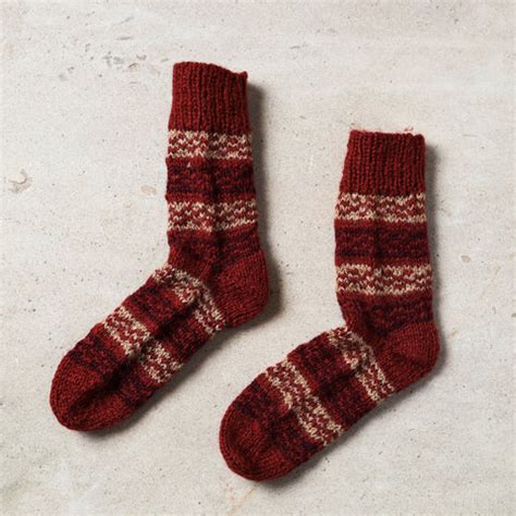 Shop Handcrafted Winter Woolen Socks for Women | iTokri