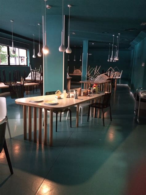 STUDENTS XD (Granada) - Specialty Hotel Reviews, Photos, Rate ...