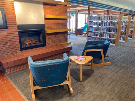 Lake Geneva Public Library - Library Furniture International