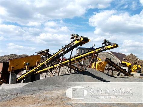 时产1000吨以上钢板砂石料仓设计图片_新乡市鼎力矿山设备有限公司