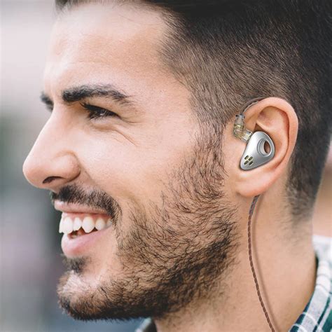 CCA CXS Wired IEM | Concept Kart