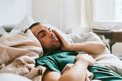 Are Naps Good For You? Sleep Doctors Explain | The Healthy @Reader's Digest