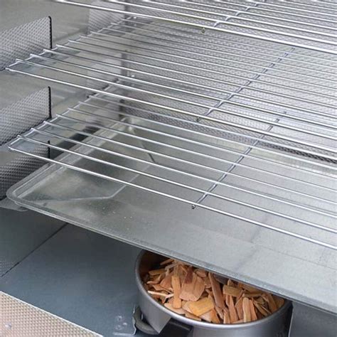 Smokehouse Big Chief Front Load Electric Smoker | Canadian Tire