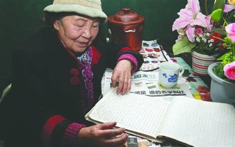 88岁老太太想再爱一次 靠写自传打发寂寞_大成网_腾讯网