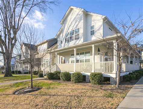 The Nations Neighborhood In Central Nashville Tn | Robert 'Bob' Beck