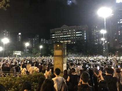 Tiananmen Massacre: आज ही के दिन थियानमेन चौक नरसंहार में 10 हजार लोगों ...