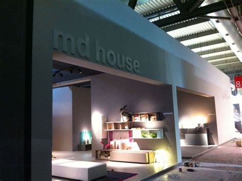 Hexastand/Euro Exhibits: Customer Reviews, Stands and Services