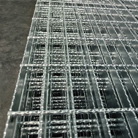 Machine Pressure Welded Flat Steel Grating / Gully Grating Modern Style ...