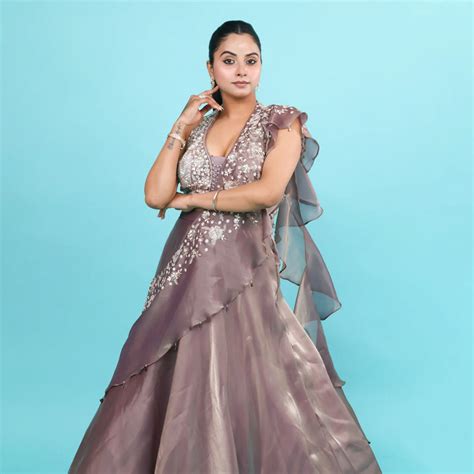 Halter Neck Crop Top Skirt with Drape Dupatta – vastrachowk