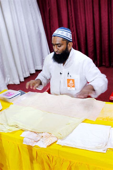 D'source Design Gallery on Khatri and Bandhani Work at Hundred Hands ...