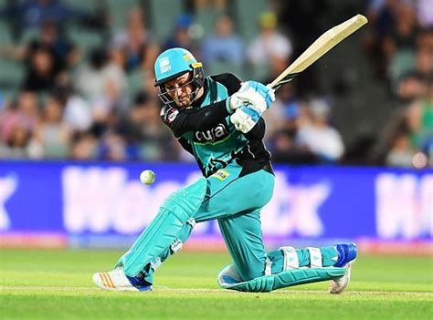 Yo-Yo test for RCB players, NZ star ruled out of India T20Is and more ...