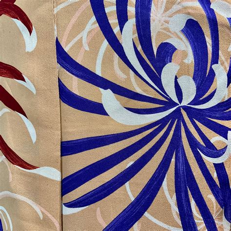 Deco spraymums＊オレンジベージュ 乱菊 スプレー菊 アンティーク小紋着物 B290 | kimono tento