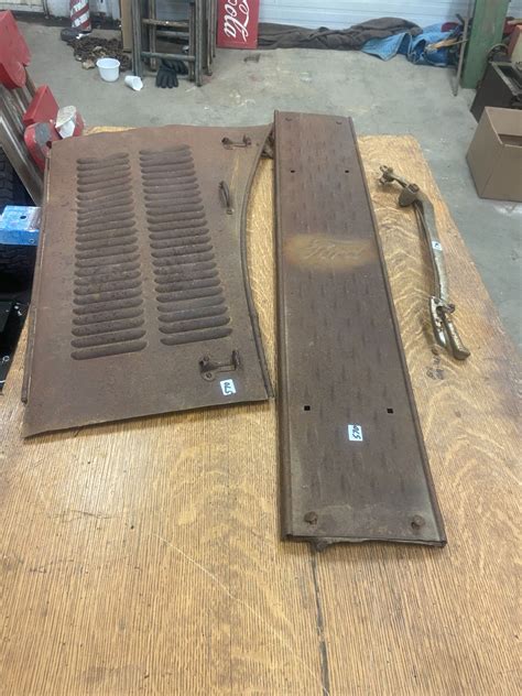 Model T - Running board, hand brake and Hood cover - mancave stuff - Schmalz Auctions