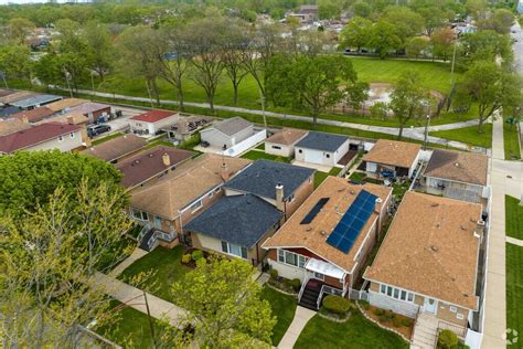 About West Pullman | Schools, Demographics, Things to Do - Homes.com