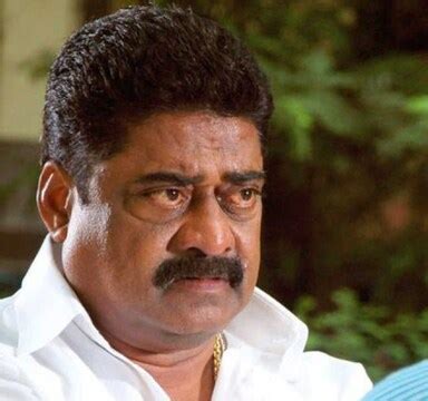 कोविड से पीड़ित थे मशहूर डायरेक्टर और एक्टर RNR Manohar, आज सुबह दुनिया ...