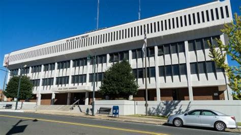 Stanly County Courthouse | North Carolina Judicial Branch