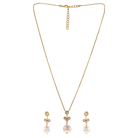 Kylie Cz Studded Pendant Set – VOYLLA