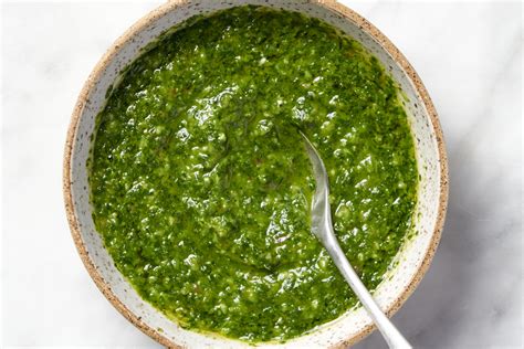 Mojo Verde (Spanish Green Sauce) Recipe | The Kitchn
