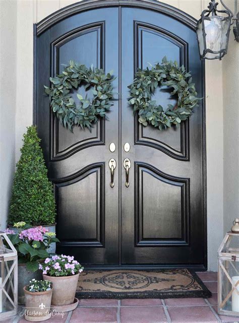 36 Front Door Decor Ideas to Brighten Every Season