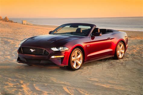 Yelllow 2018 Ford Mustang