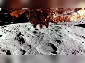 Blue Ghost Riders on moon: This company is digging into lunar surface ...