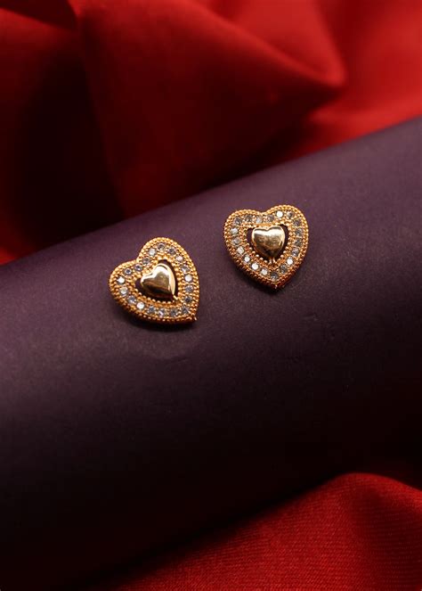 HEART SHAPE STUDS – Sonchafa