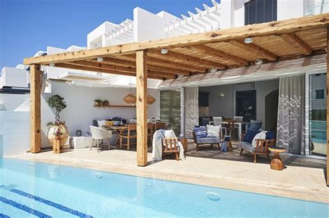 NAUSICAA LUXURY VILLAS BY LOUIS HOTELS (Protaras) - B&B Reviews, Photos ...