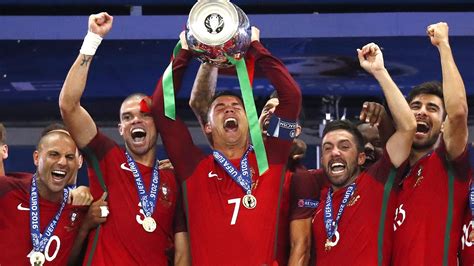Portugal snatch Euro 2016 triumph as Eder stuns France; redemption for ...
