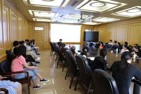 学校专家参加沙坪坝区交通局举办的“四新”技术交流研讨会-重庆交通大学新闻网