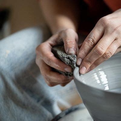 Intro To Wheel Throwing: A One-Time Pottery Class, Mercado Art Studio ...