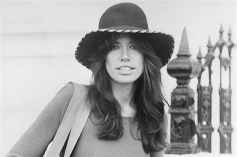 How Carly Simon's 'You're So Vain' Revolutionized Feminism in Music