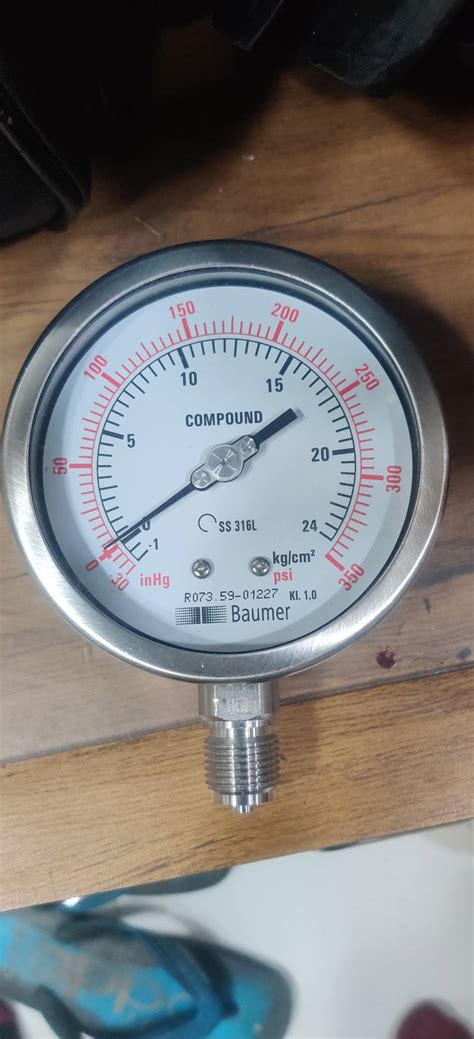 Baumer Pressure Gauges in Baumer Pressure Gauges by Baumer Brand ...
