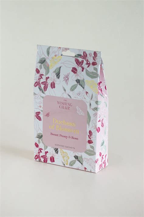 Buy Duchess Of Blossom Scented Sachet - Set Of 4 Online | Wishing Chair
