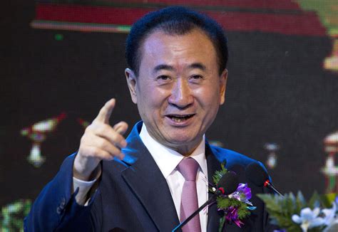 Chinese Businessman 的图像结果