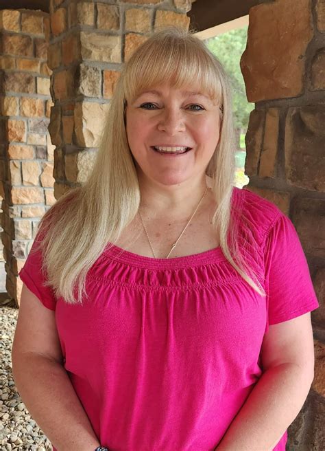 What Is the Valsalva Maneuver & How Does It Relate to Your Ears? | Advantage ENT & Audiology | Blog