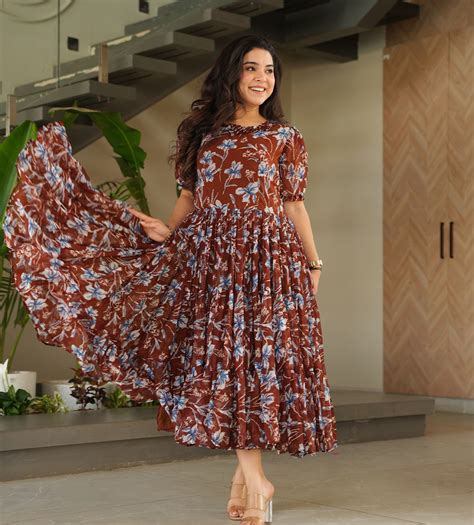Ethnic Plus | Leading Online Ethnic Wear Destination | Ethnic Wear for ...