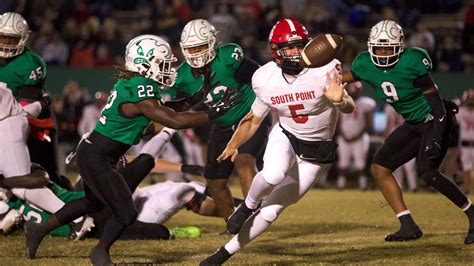 NCHSAA football: Who does history favor in Ashbrook-South Point rematch?