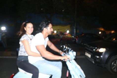 Harshvardhan Rane enjoys a Scooty ride with Kim Sharma - Photos,Images ...
