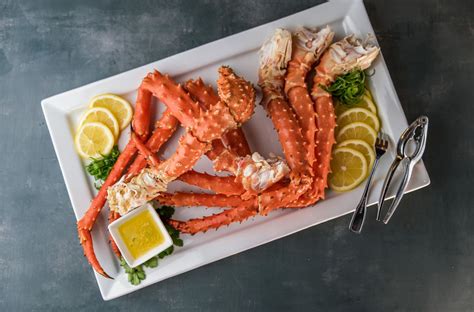 A Foodie’s Itinerary for the Best Seafood in Alaska | Travel Alaska