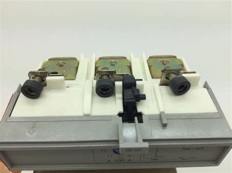 Merlin Gerin 29120 Compact Circuit Breaker Trip | Ubuy India