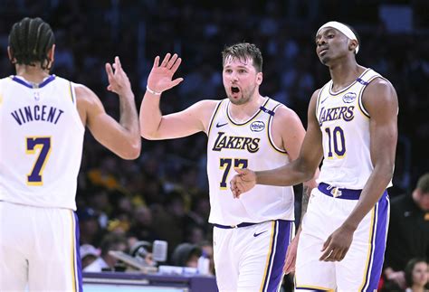 NBA: Luka Doncic returns, Lakers snap skid with win over Suns