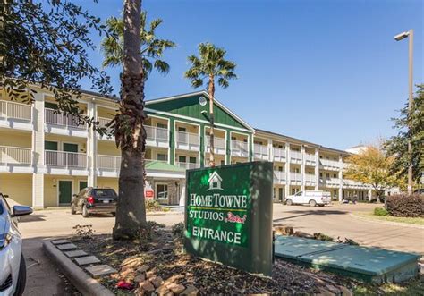 HOMETOWNE STUDIOS BY RED ROOF HOUSTON - NORTHWEST - Hotel Reviews ...