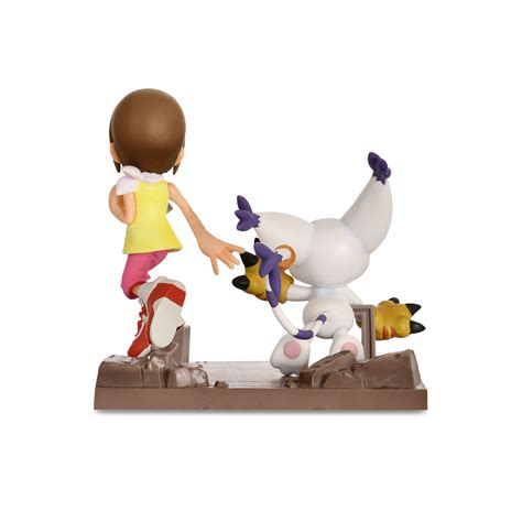 Gatomon E Kari Digimon Adventure 02 HIKARI GATOMON HAWKMON MIYAKO