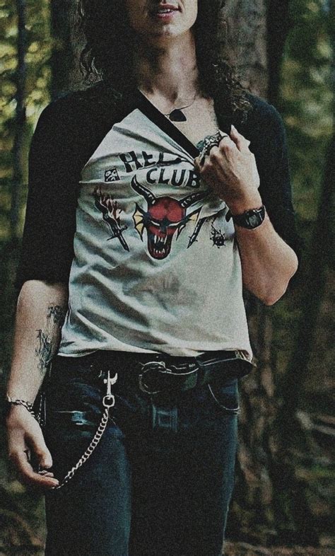 Pin by Claude on 𝐰𝐫𝐢𝐭𝐭𝐞𝐧 𝐛𝐲 𝐰𝐨𝐦𝐞𝐧 | Stranger things netflix, Stranger things characters ...