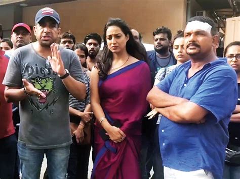 Mahie Gill, Cast And Crew Of Web Series - StarBiz.com