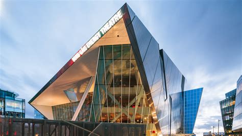 Dublin Docklands Vacation Rentals: hotel rentals & more | Vrbo