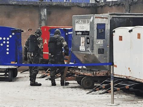 Radioactive leak at Lucknow airport | લખનઉ એરપોર્ટ પર ફ્લોરિન લીક ...