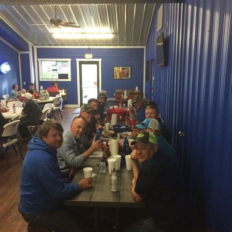 WARD'S THE CRAWFISH HOLE, Hot Springs - Restaurant Reviews, Photos ...